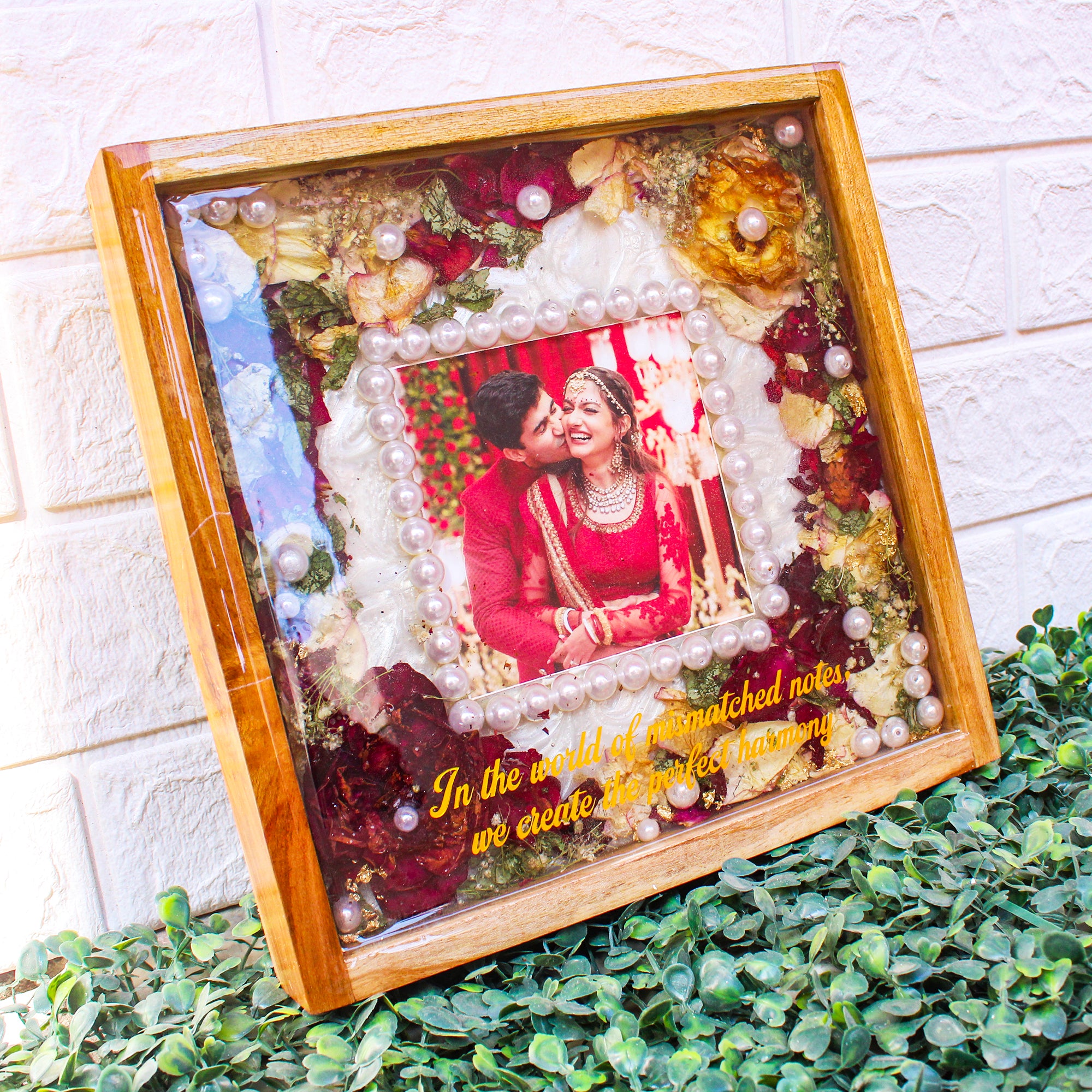 Bloomcast- Varmala/Flower Preservation Teakwood Frame- Square