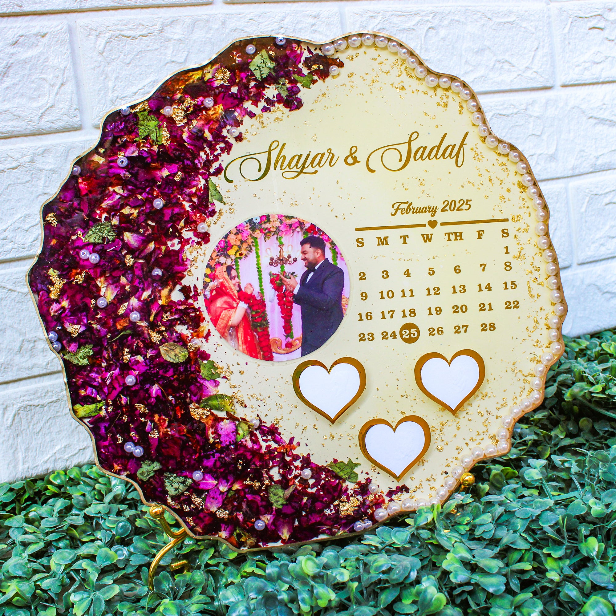 Floral Memories- Flower/Varmala Preservation 3D Resin Photo Frame- Agate Round (Metal Stand Included)