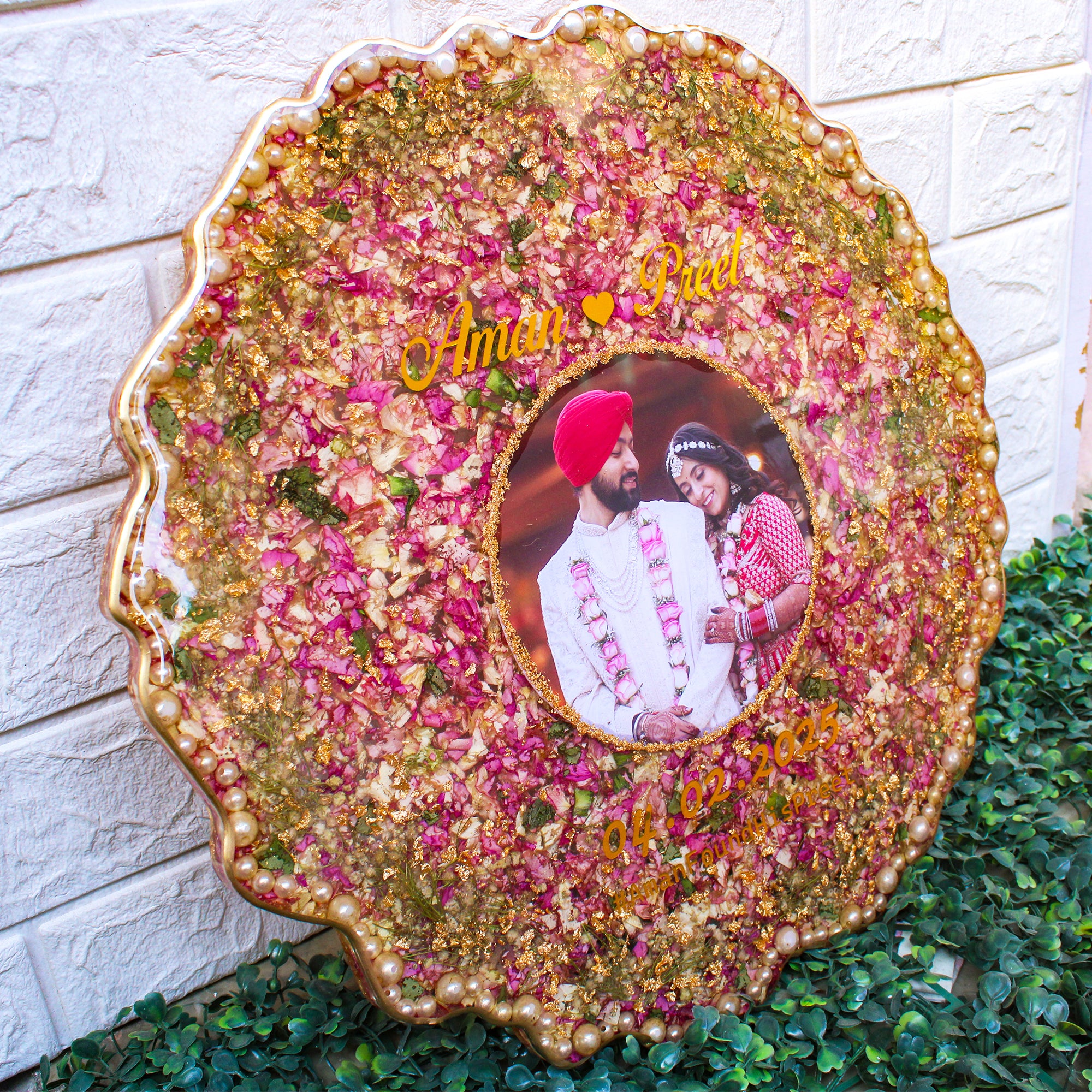 Memoria Luxe- Flower/Varmala Preservation Full Resin Photo Frame- Agate Round