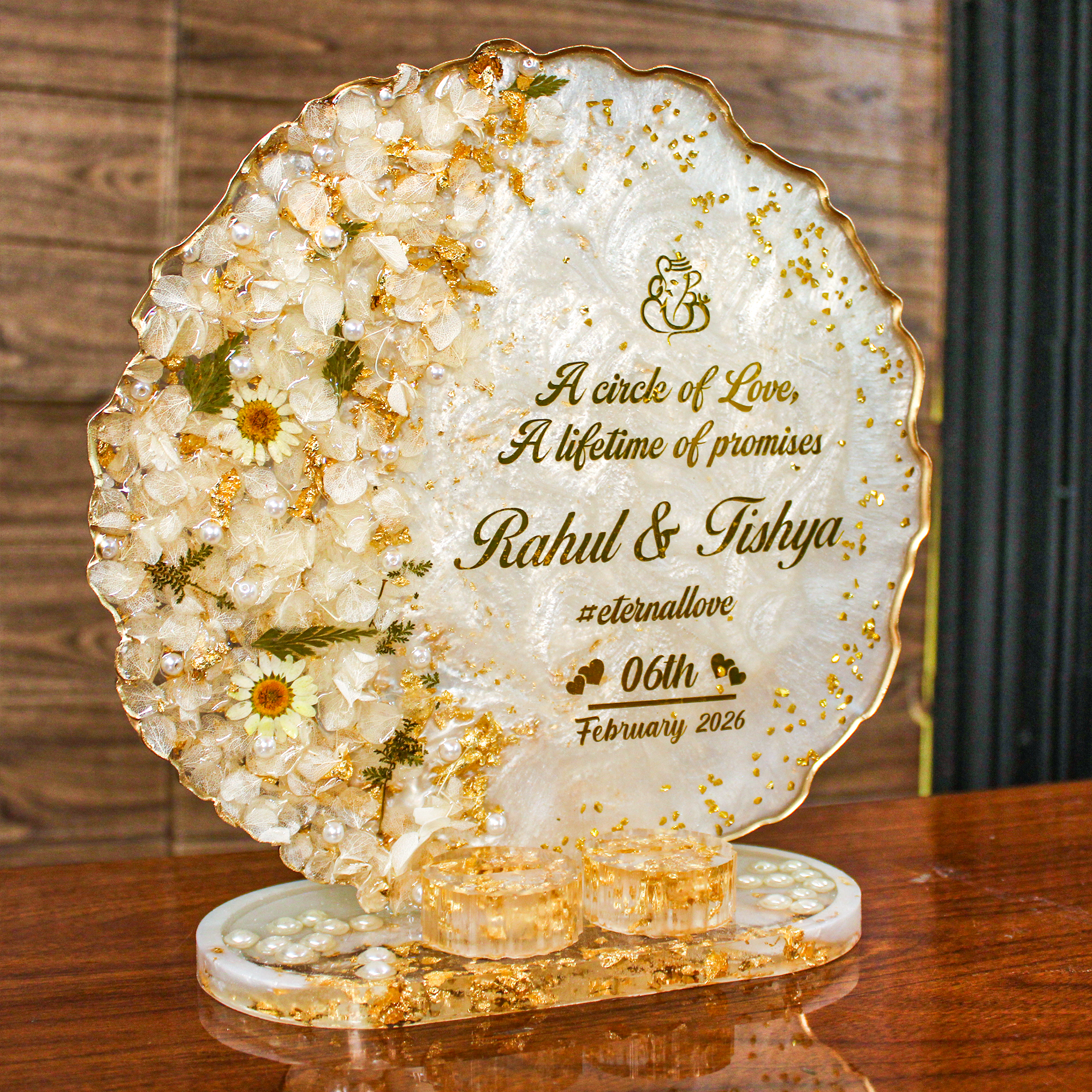 Rezica™ Royal Resin Wedding Engagement Ring Platter (White Floral Gold)
